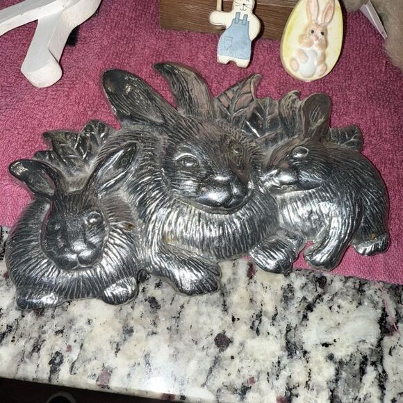 Charming Bunny Figurine Collection - Picture 2 of 6